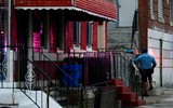[ẢNH] Hiện trường vụ xả súng livestream ở Philadelphia khiến 6 cảnh sát bị thương